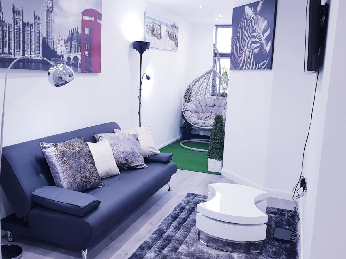 Z Home Apartments Leicester Extérieur photo