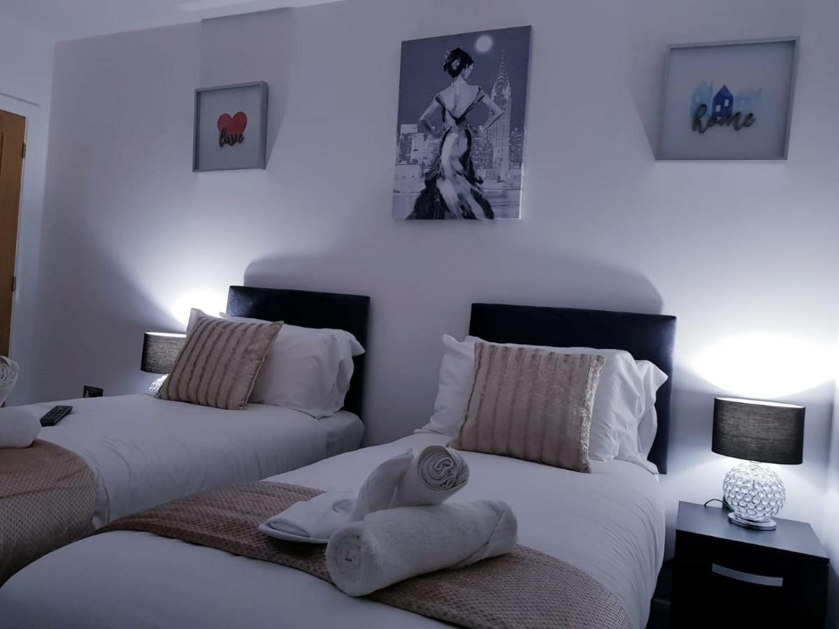 Z Home Apartments Leicester Extérieur photo