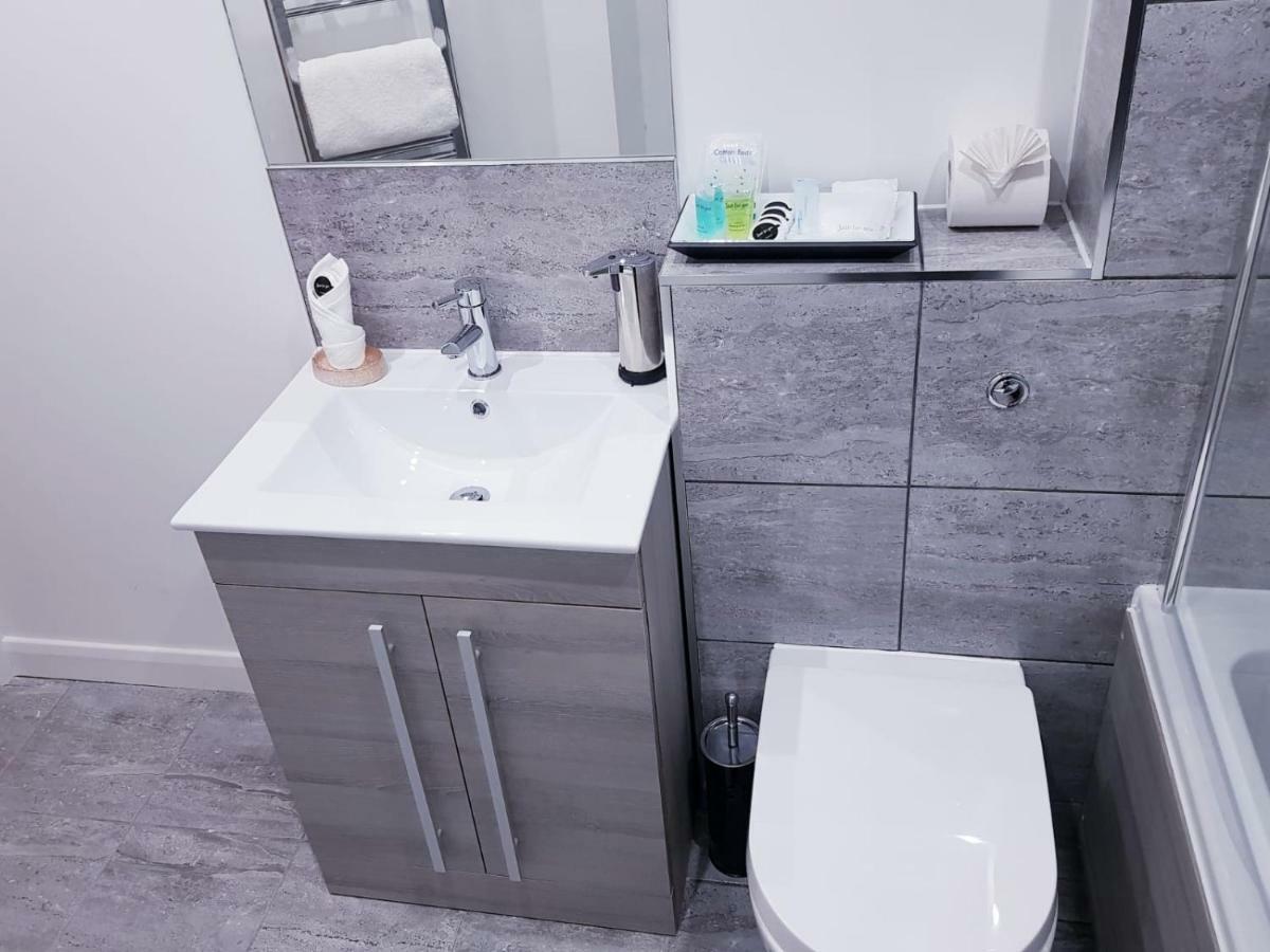 Z Home Apartments Leicester Extérieur photo