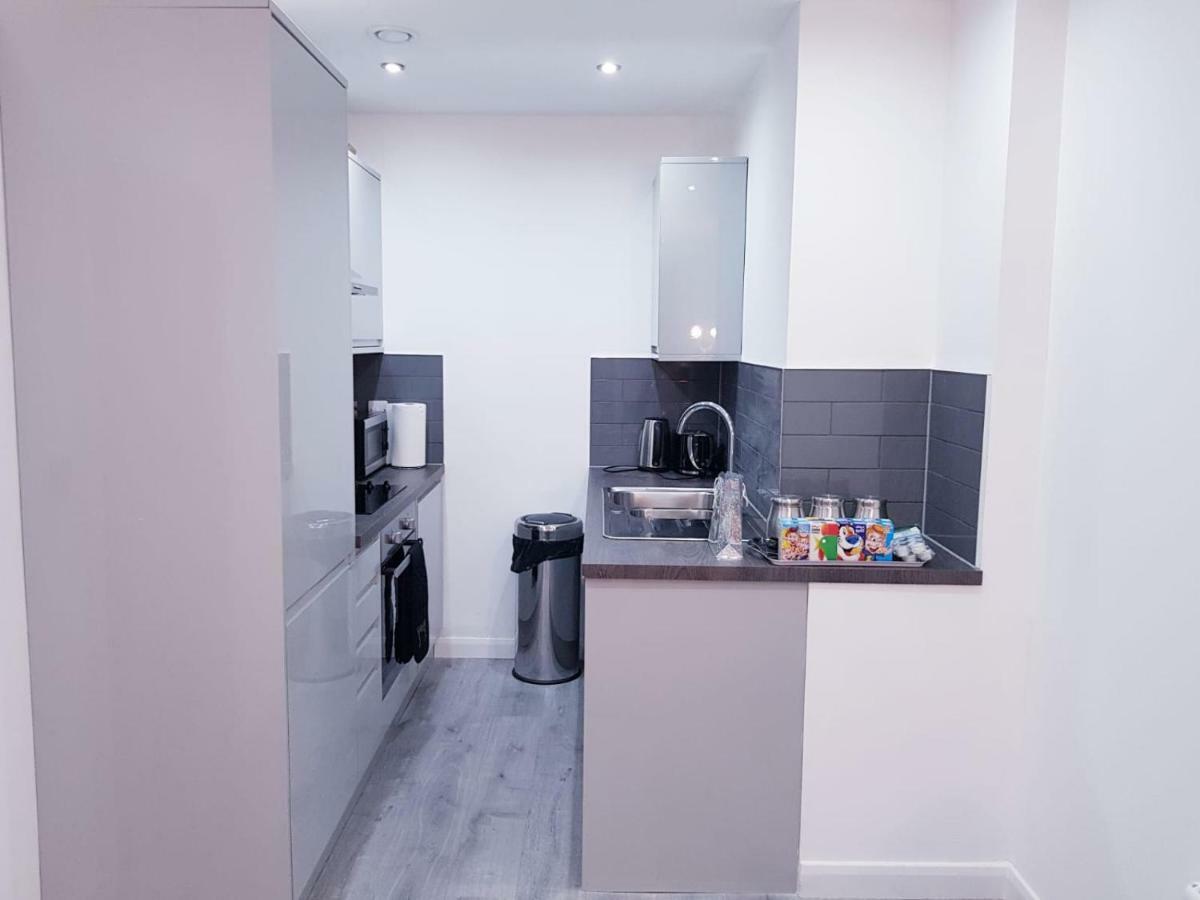 Z Home Apartments Leicester Extérieur photo