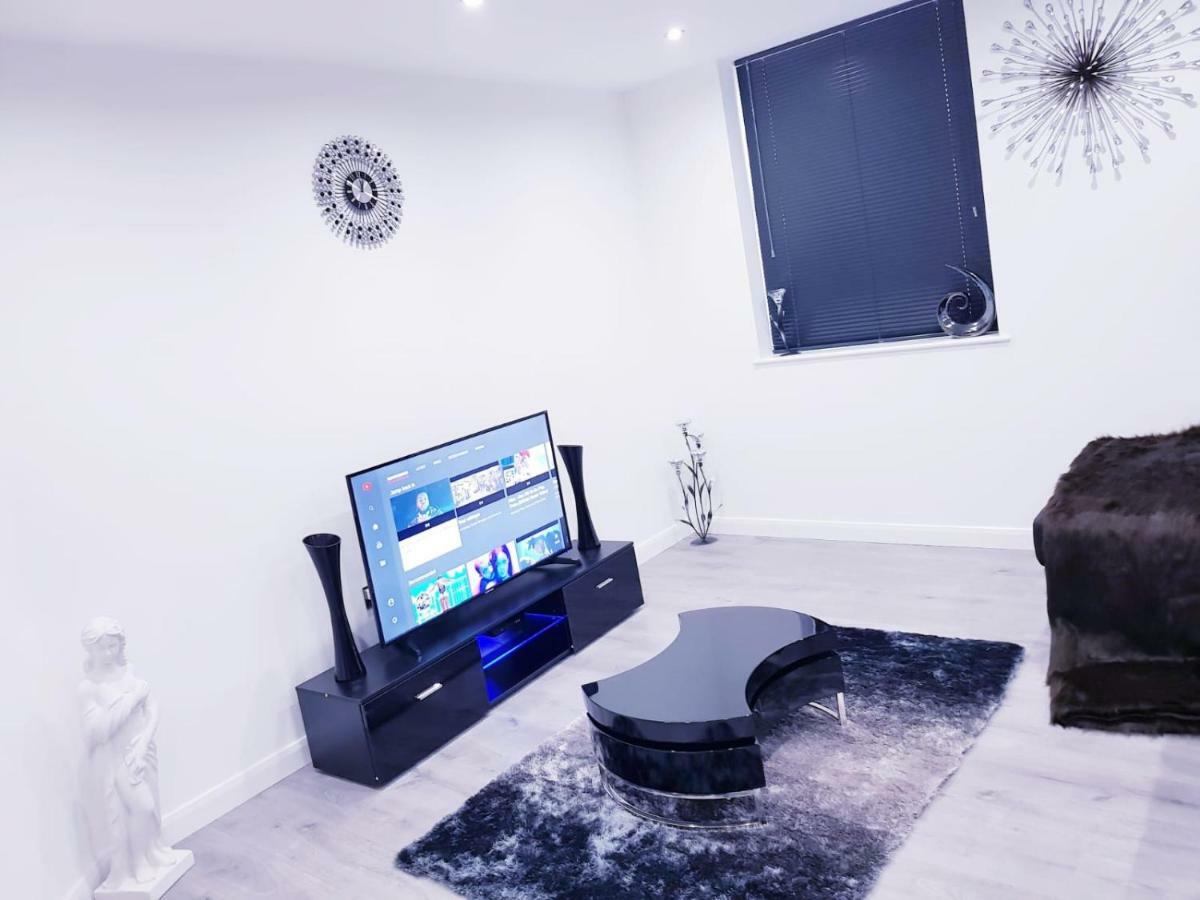 Z Home Apartments Leicester Extérieur photo