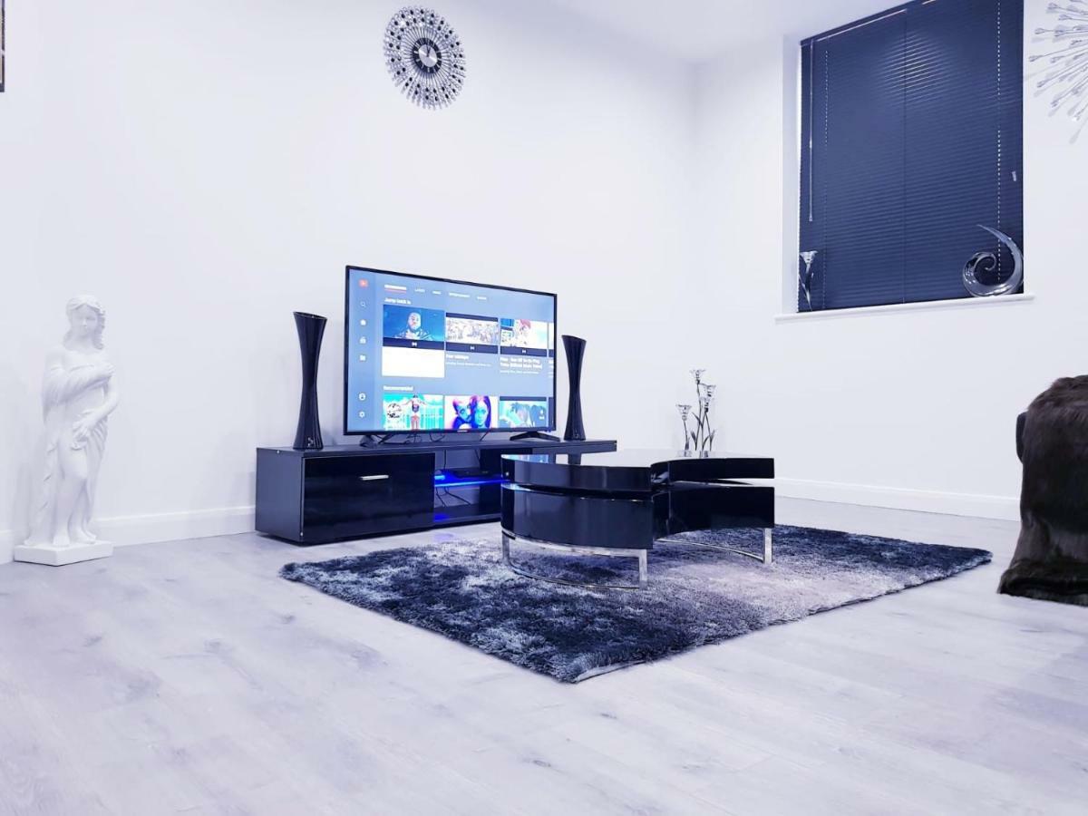 Z Home Apartments Leicester Extérieur photo