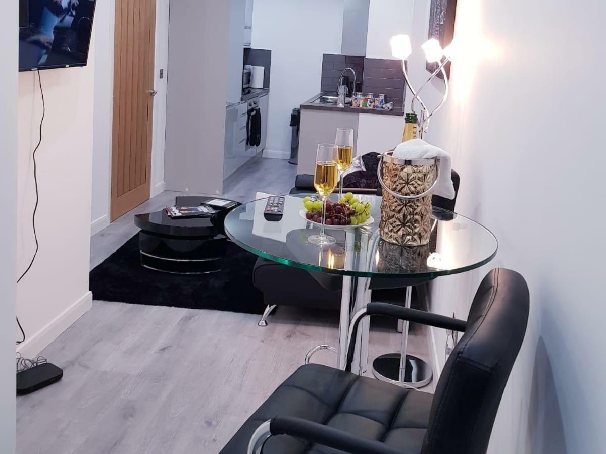 Z Home Apartments Leicester Extérieur photo